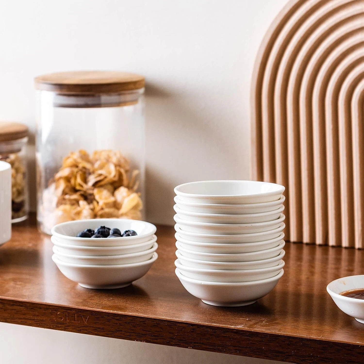 UIBFCWN Sauce Dish Dipping Bowls, 12 Pack Ceramic Dip Bowls Set, 1.2 Oz Soy Sauc