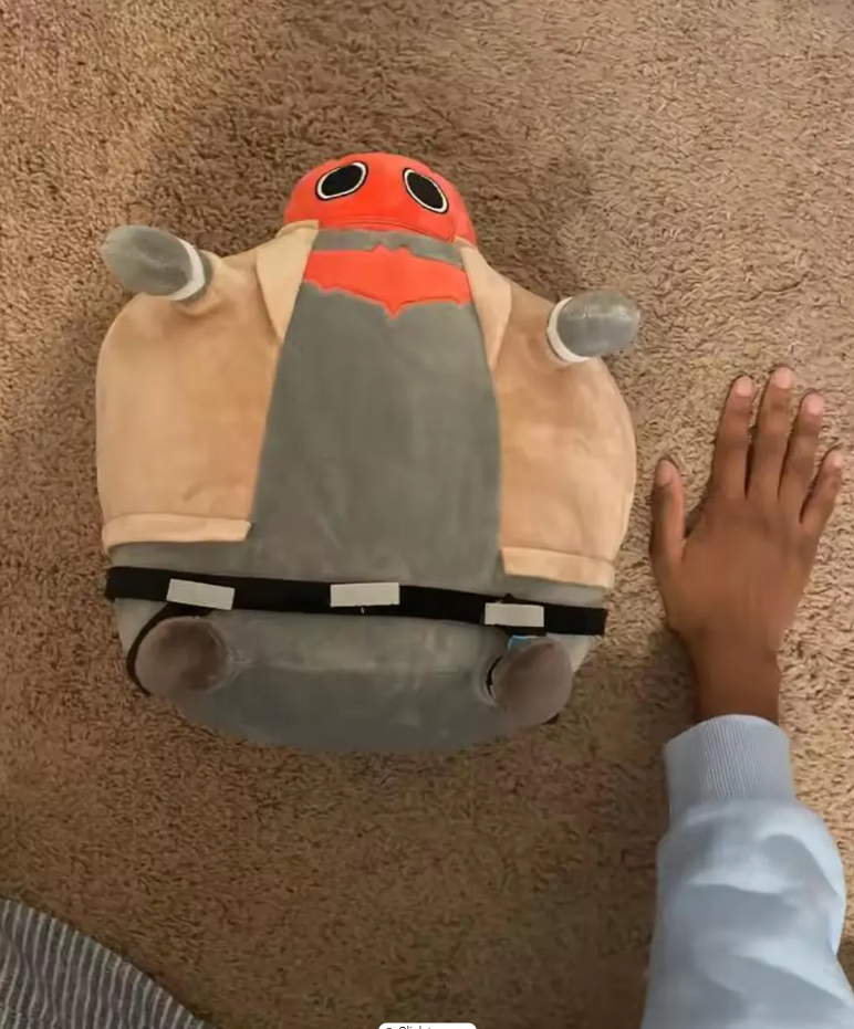 Cute Jason Todd Plush Toy – Red Hood Inspired Stuffed Doll | Holiday Gift & Fan Collectible (30×25×25cm)